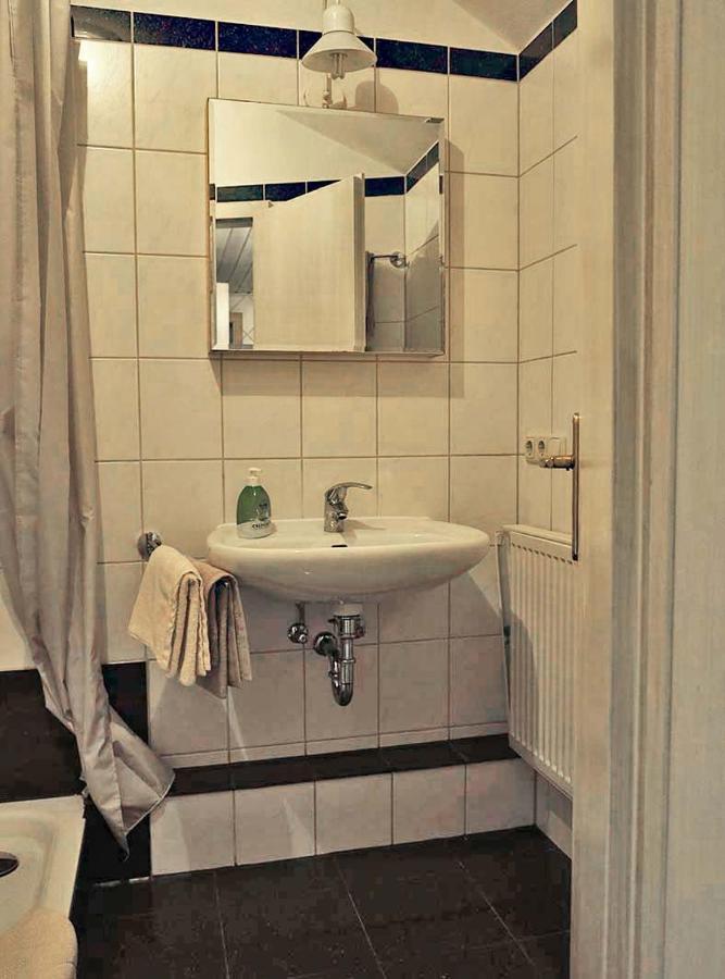 Ferien-Messe-Handwerker- Apartment Bensberg Бергиш-Гладбах Экстерьер фото